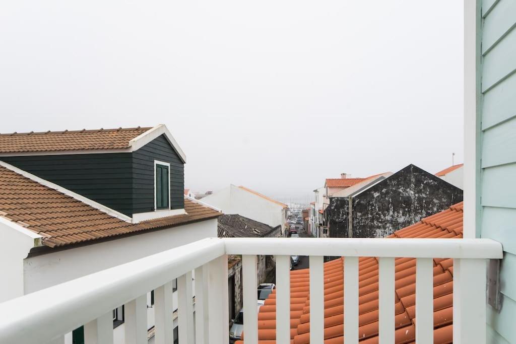 Baia Das Caldeirinhas Horta  Luaran gambar